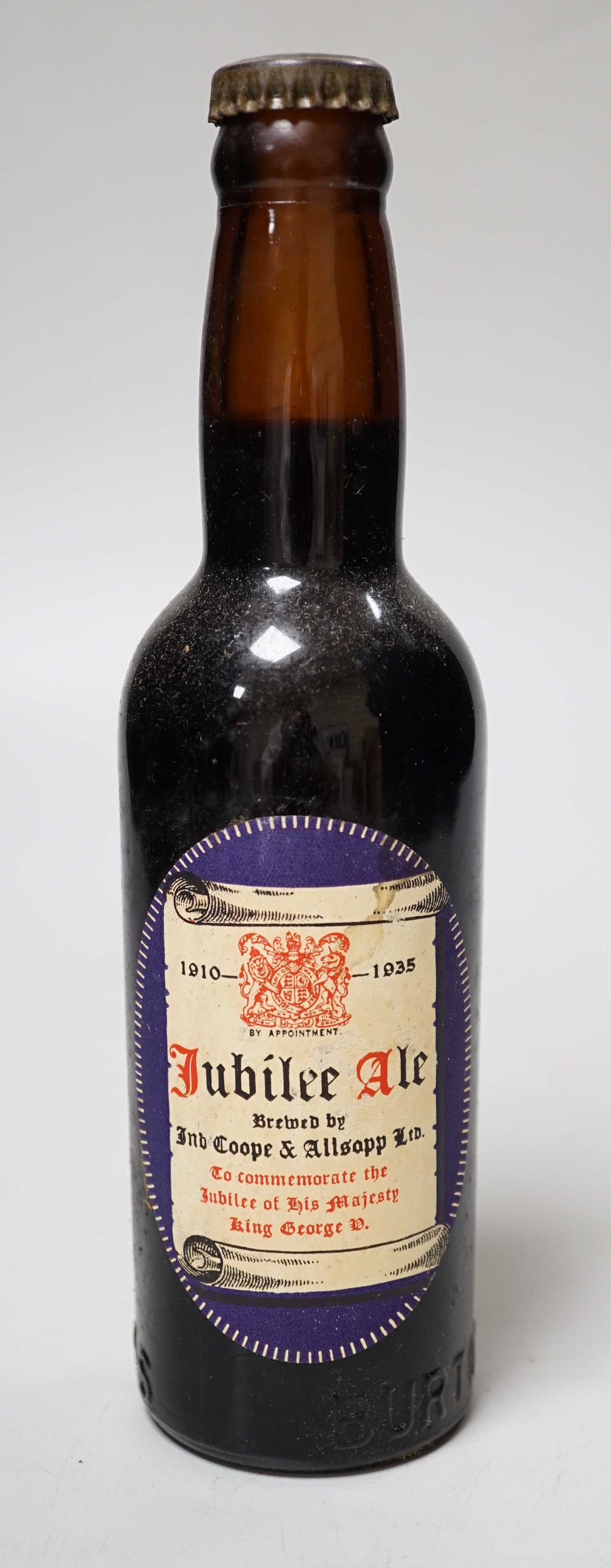 Twelve bottles of Jubilee Ale, 1935 with original box